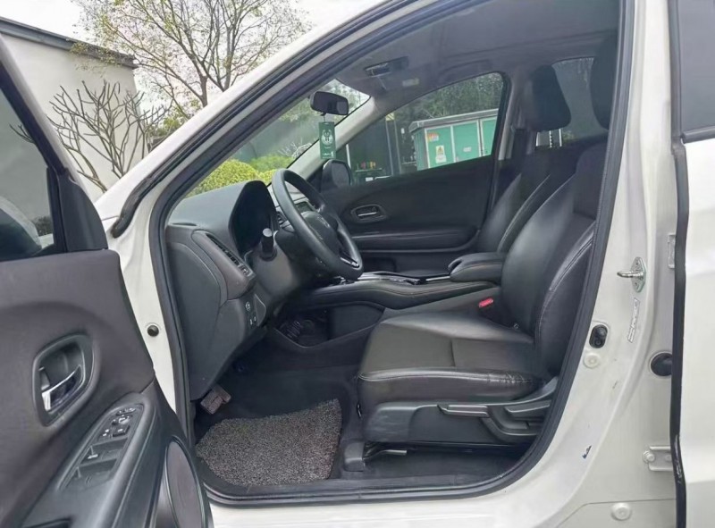 长沙22年本田缤智7