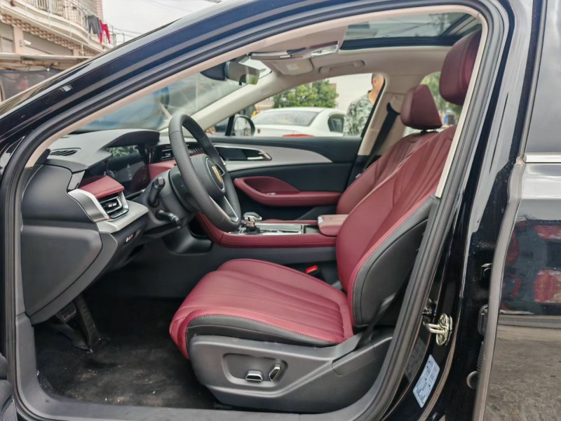 长沙25年红旗H55