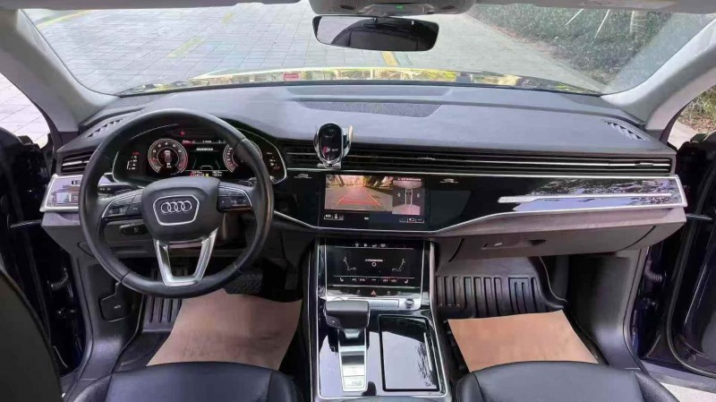 广州21年奥迪Q86