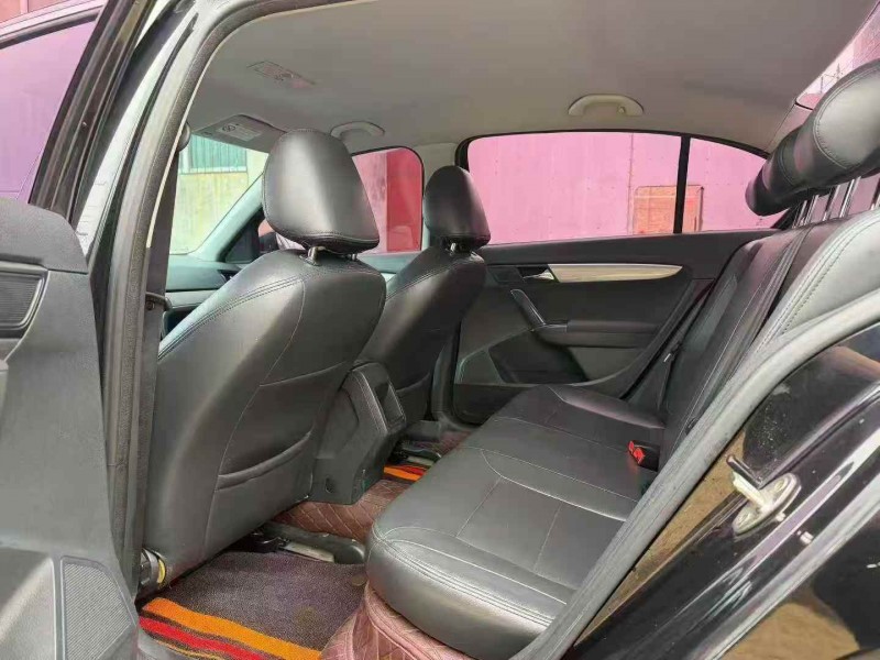 商丘16年大众朗逸5