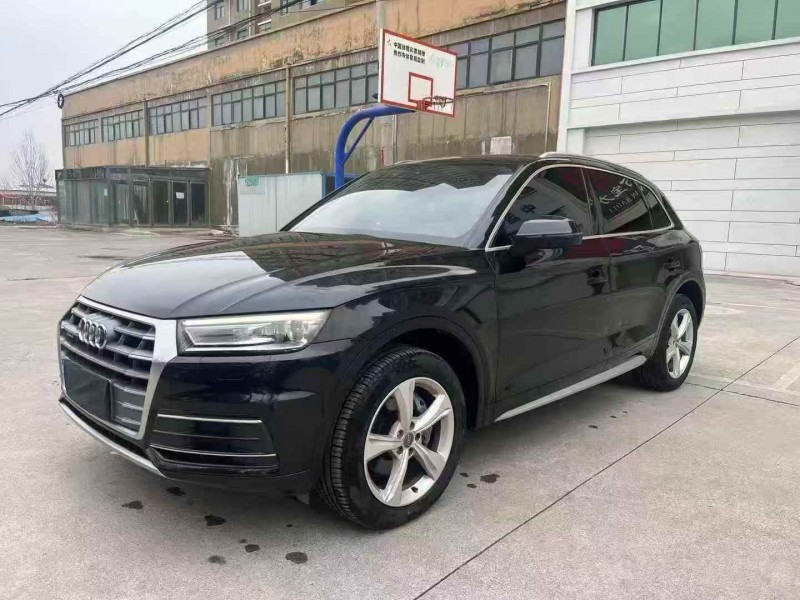 济宁21年奥迪Q52