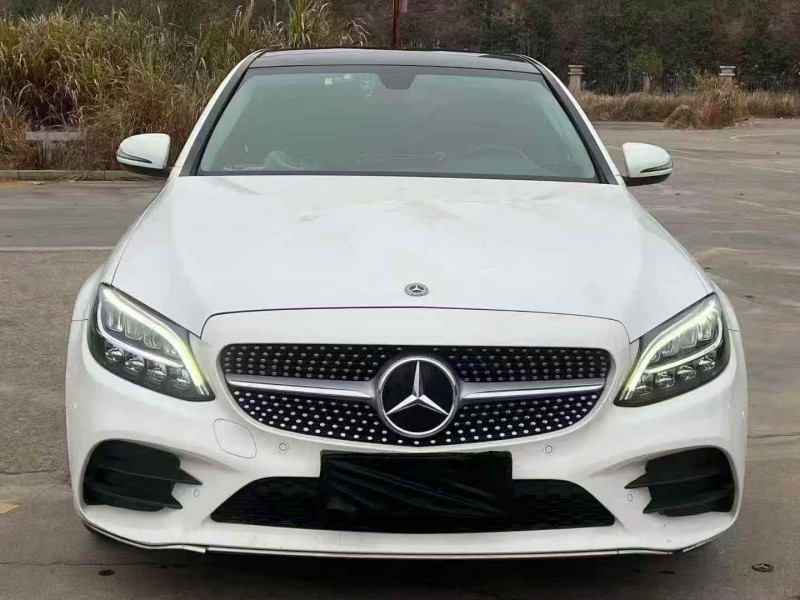 张家界21年奔驰C1