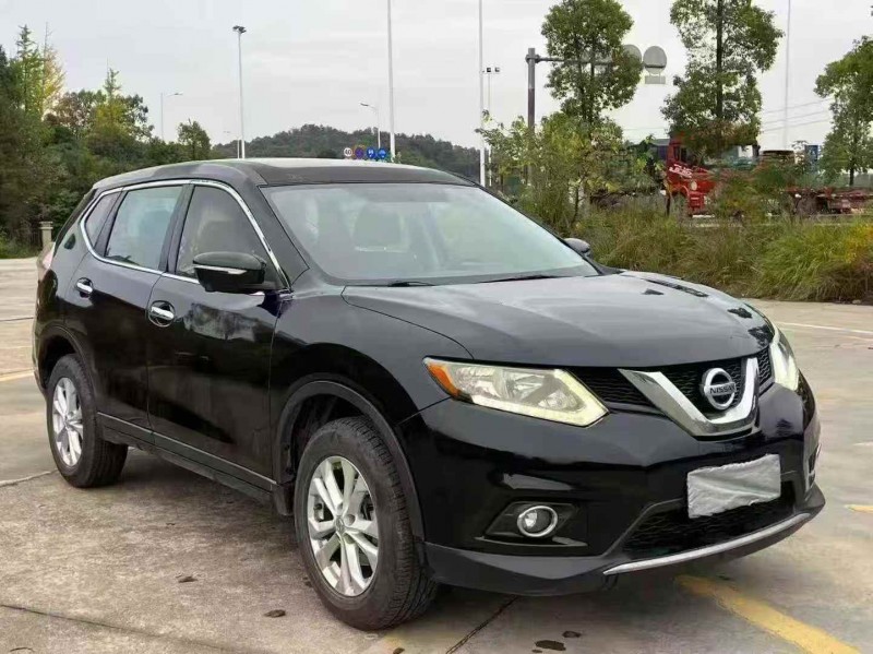 常德16年日产奇骏2