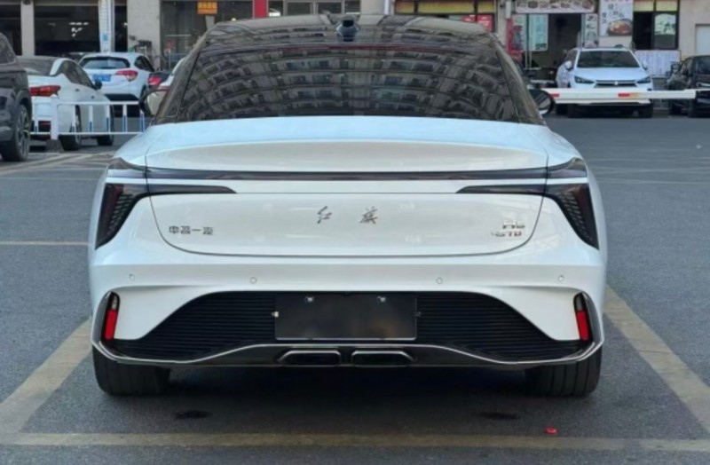 长沙25年红旗H69