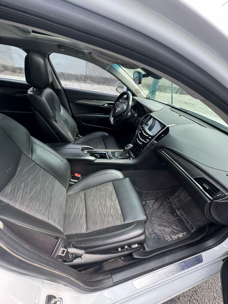 成都15年凯迪拉克ATS-L4