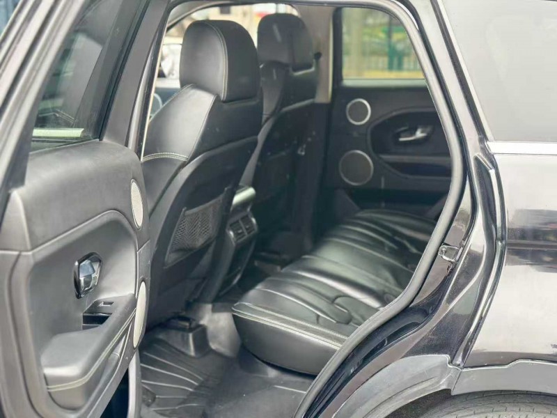 金华12年路虎极光5