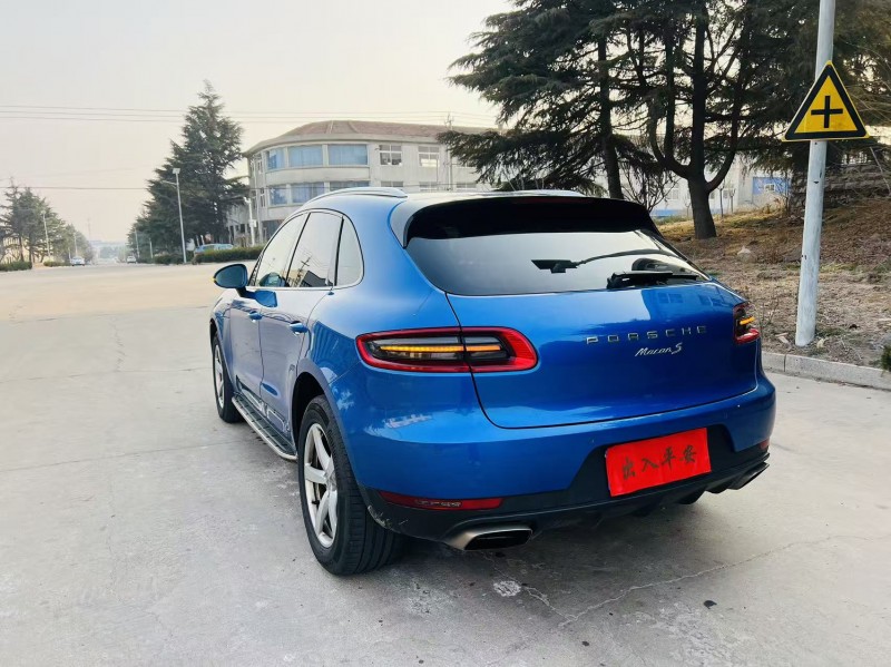 枣庄15年保时捷Macan9