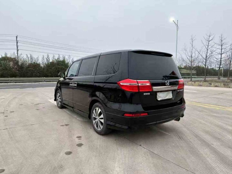 徐州15年本田艾力紳5