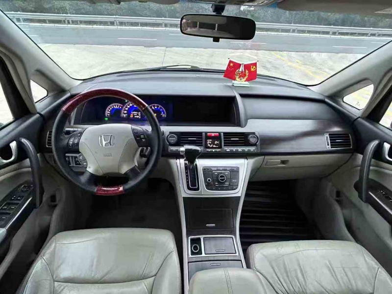 徐州15年本田艾力紳9