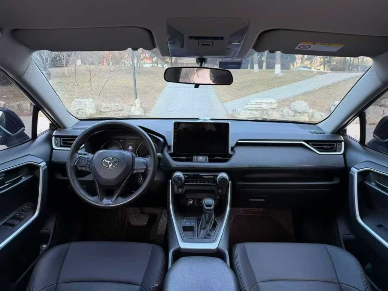 邢台22年丰田威兰达4