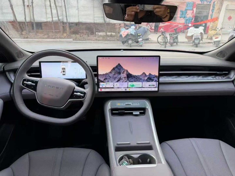 邢台26年荣威M74