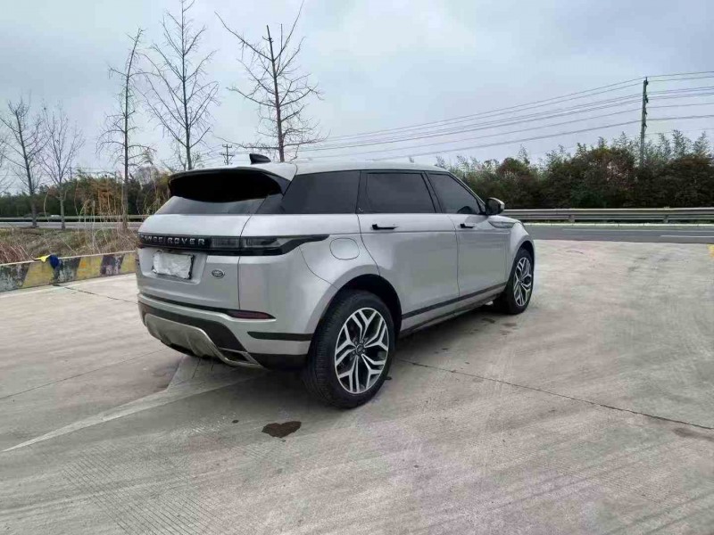 徐州23年路虎极光4