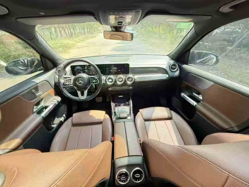 菏泽20年奔驰GLB4