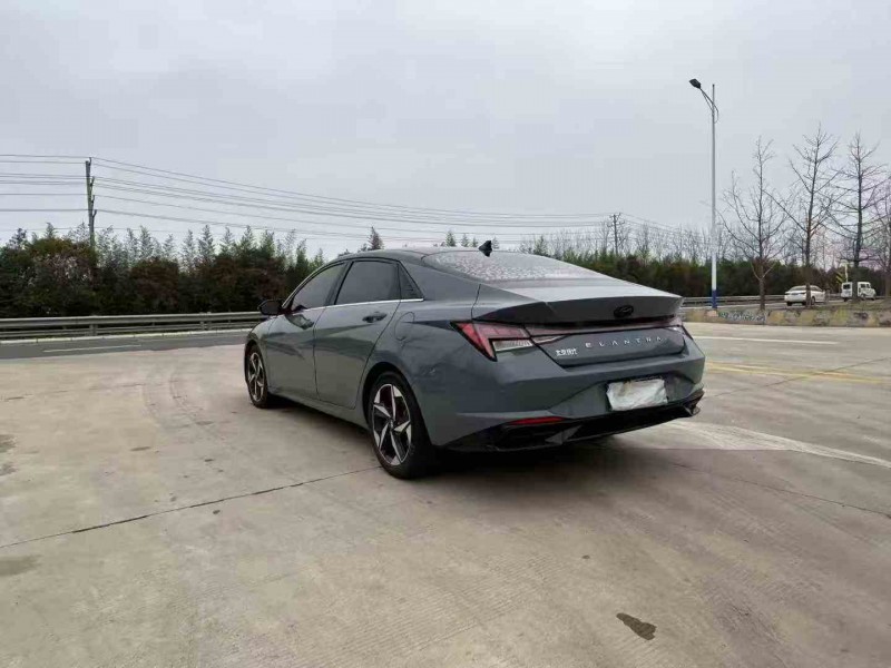 徐州21年现代伊兰特7