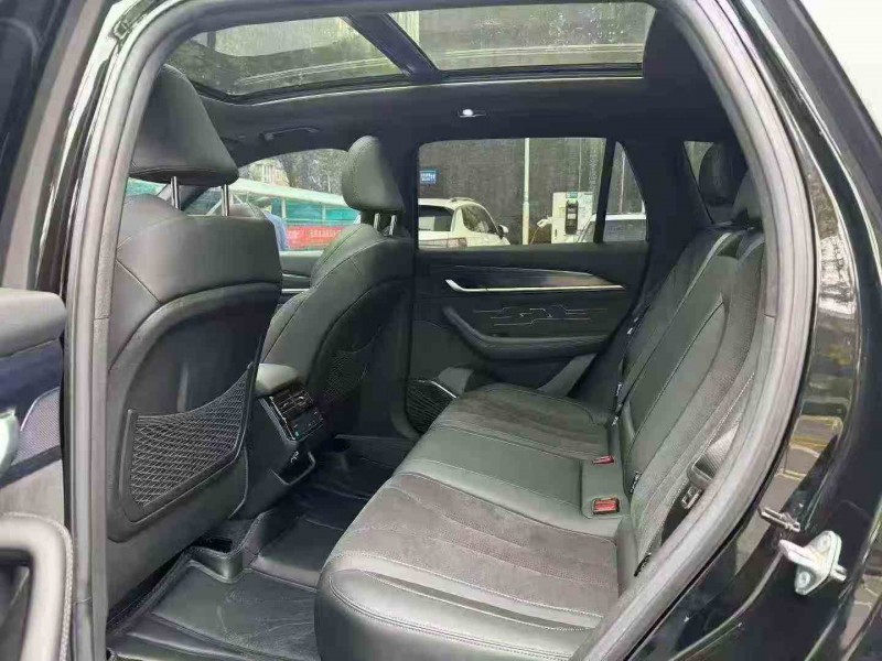 衡阳25年吉利星越5