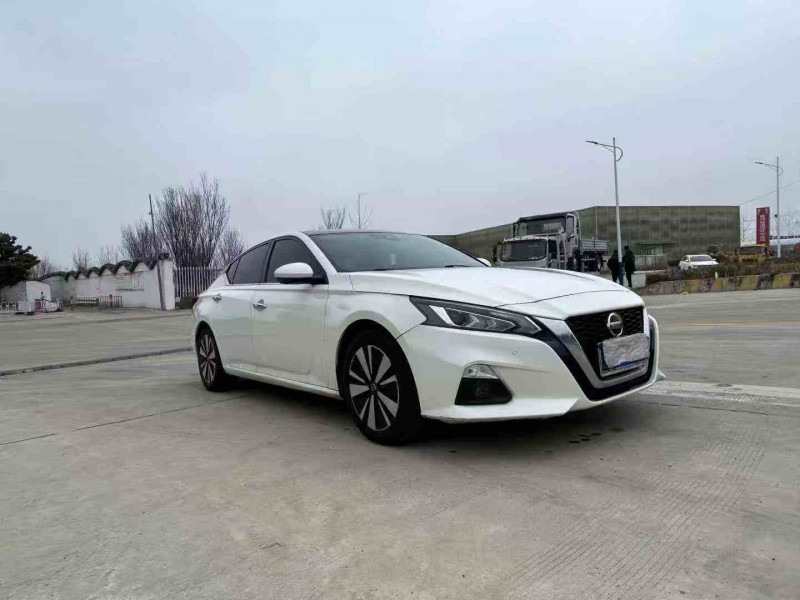 徐州22年日產天籟3