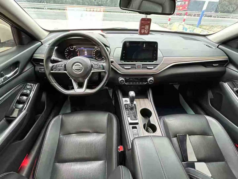 徐州22年日產天籟9