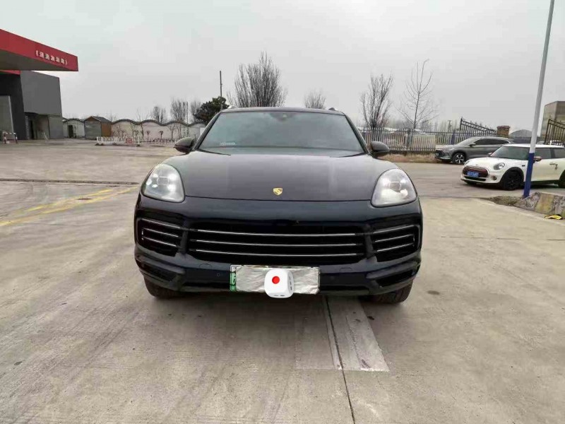 徐州19年保时捷卡宴1