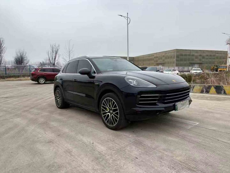 徐州19年保时捷卡宴5