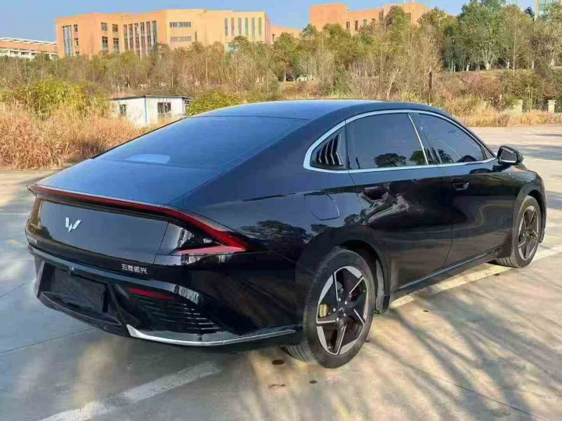 衡阳24年五菱汽车星光8