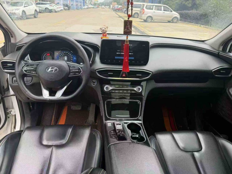 邵阳20年现代新胜达4