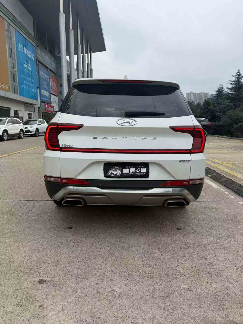 邵阳20年现代新胜达9