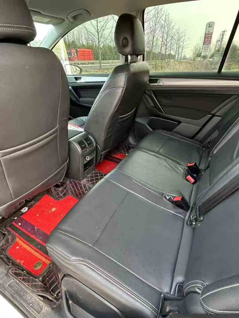 徐州18年大众高尔夫·嘉旅8