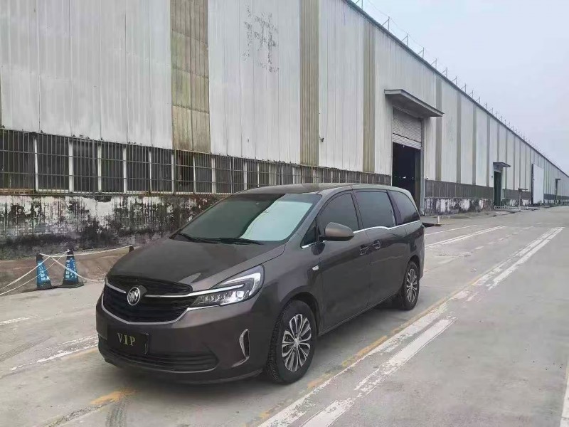 菏泽22年别克GL82