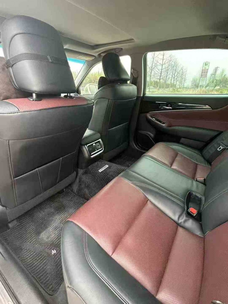 徐州18年豐田皇冠8