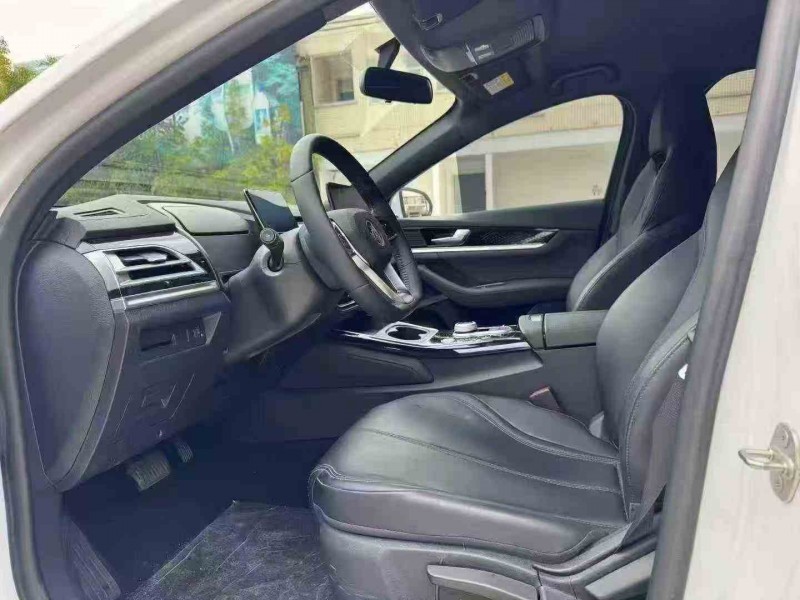 汕頭25年比亞迪秦4