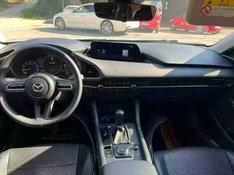 南宁21年马自达昂克赛拉5