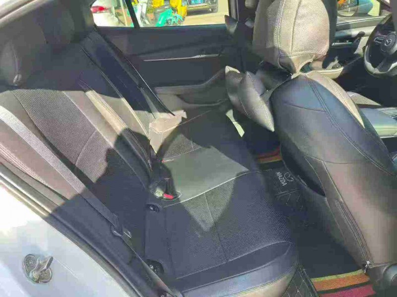 南宁21年马自达昂克赛拉6