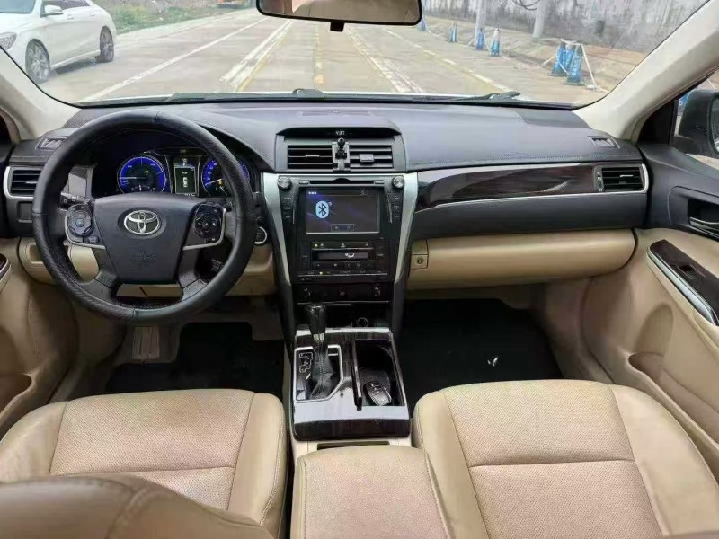 菏澤17年豐田凱美瑞6