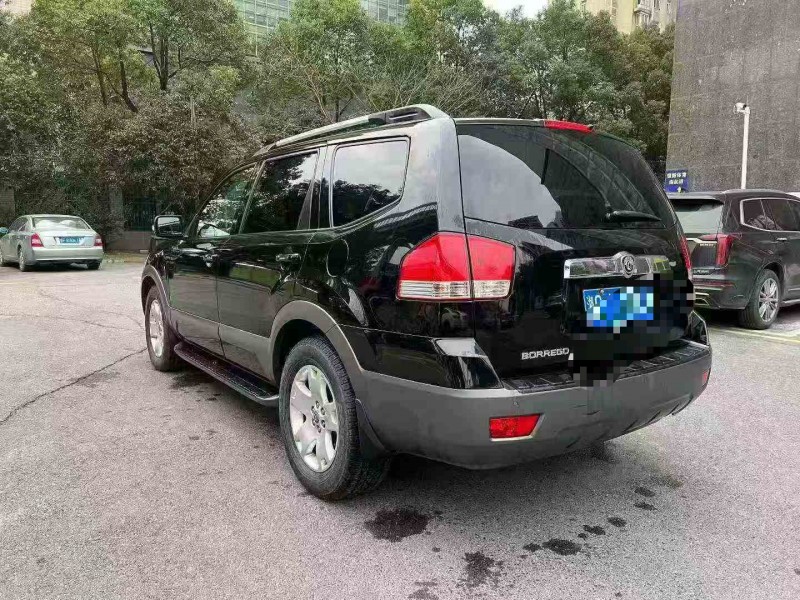 衡阳13年起亚霸锐8