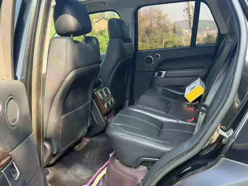 张家界16年路虎揽胜行政5