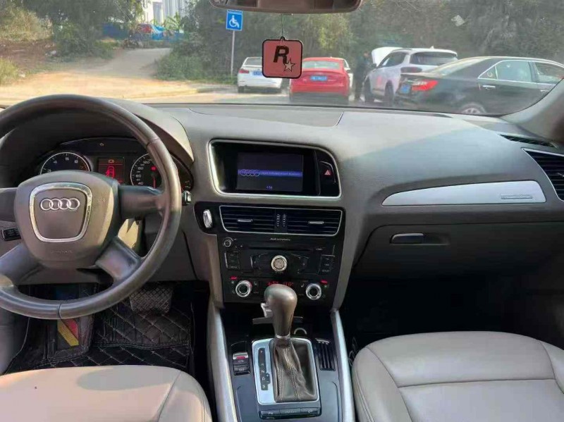 南宁10年奥迪Q55