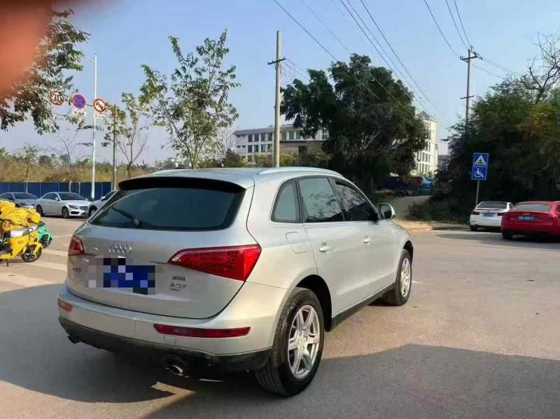 南宁10年奥迪Q57