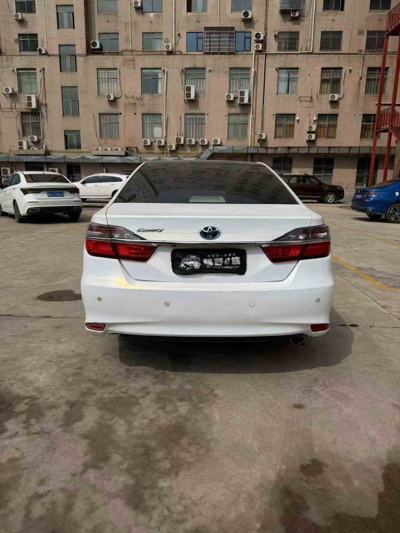 湘潭17年丰田凯美瑞9