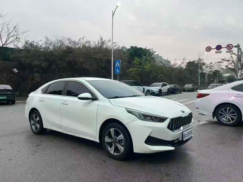 南宁20年起亚K32