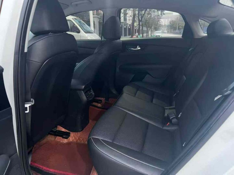 南宁20年起亚K36