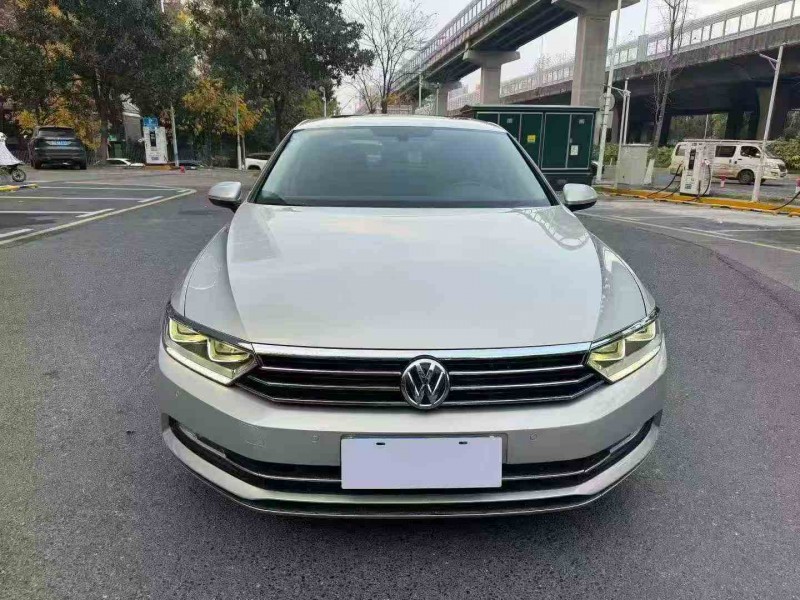 邵阳19年大众迈腾1