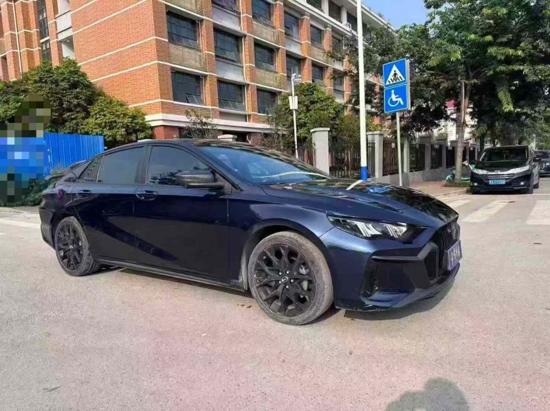 南宁23年传祺影豹3