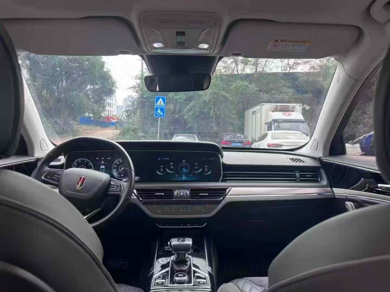 南宁23年红旗HS55