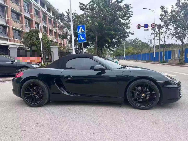 南宁15年保时捷7186