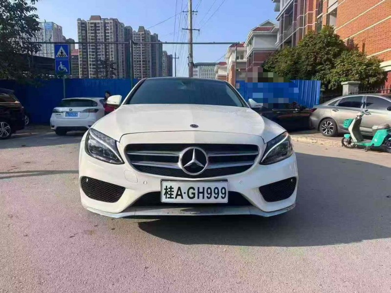 南寧18年奔馳C1