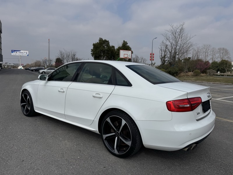 盐城14年奥迪A4L4