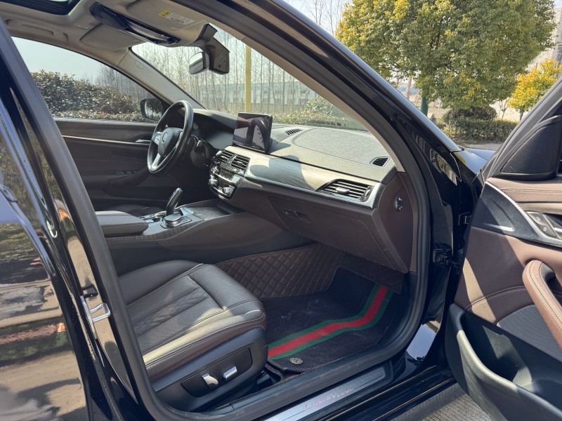 徐州20年宝马5系8