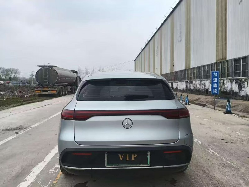 菏泽20年奔驰EQC9