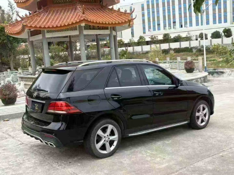 湛江13年奔驰ML7