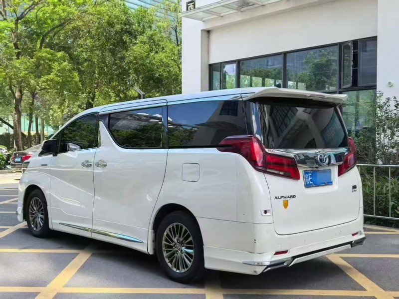 深圳22年丰田埃尔法7